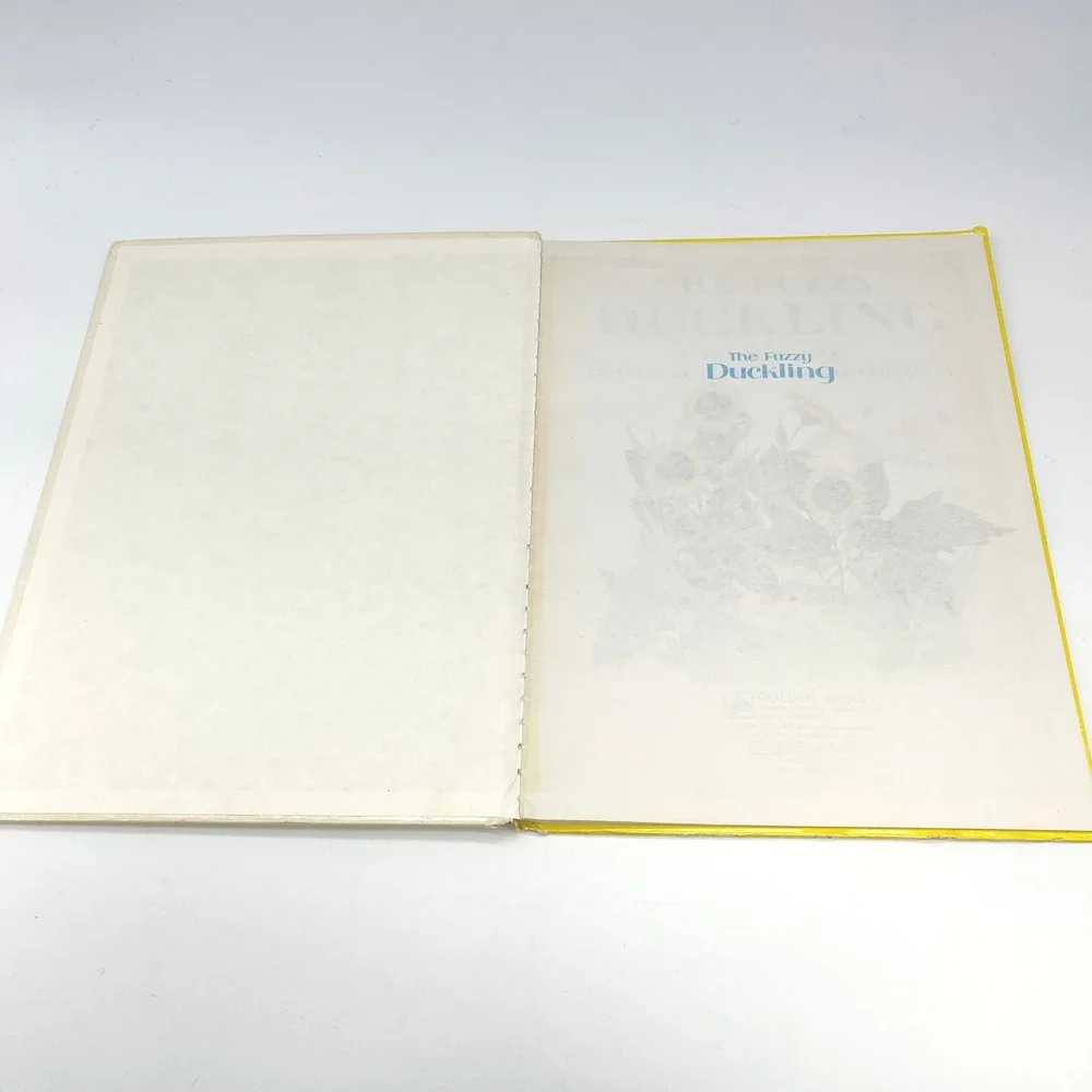 Vintage Golden Press The Fuzzy Duckling Book Kids OS Illustrated Farm Retro